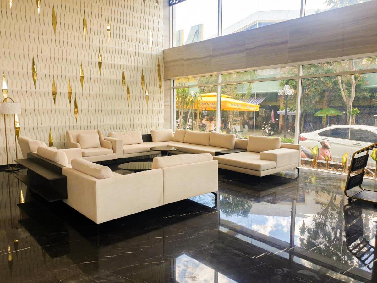 Diamond Stars Ben Tre Hotel Exteriér fotografie Lobby
