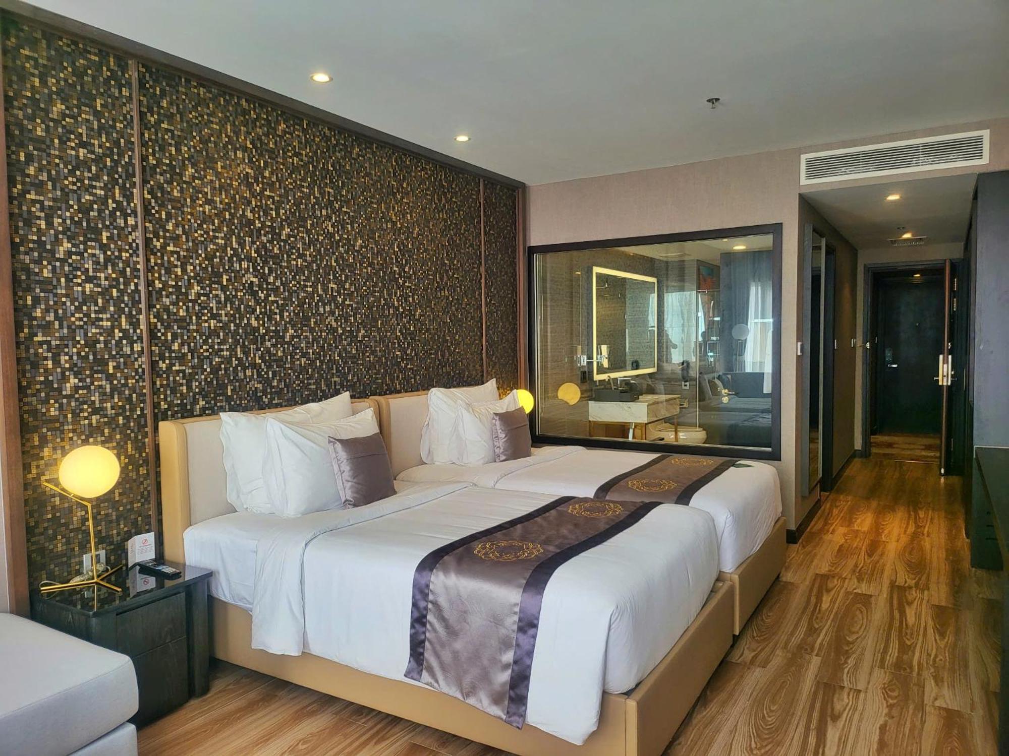 Diamond Stars Ben Tre Hotel Exteriér fotografie Deluxe Room